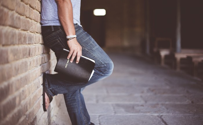 FOLLOW THE LEADER&nbsp;03.06.17